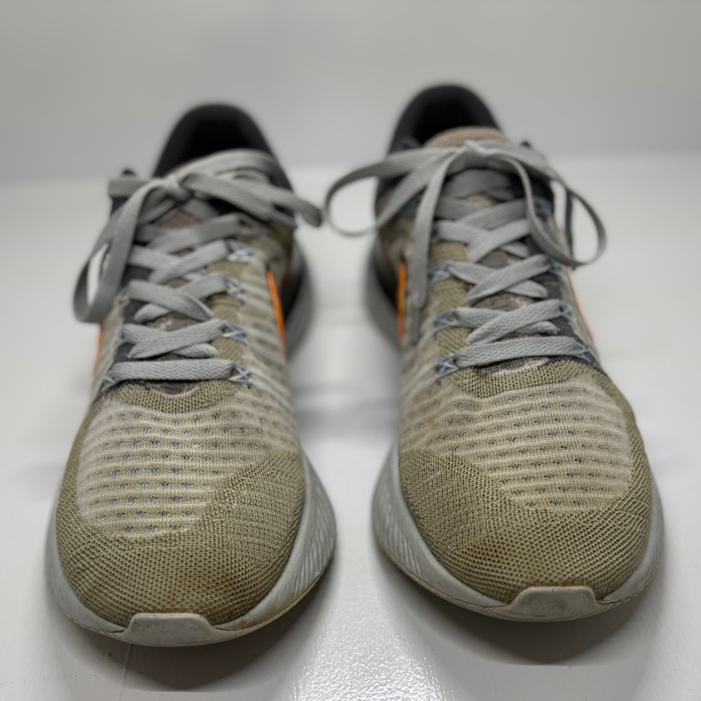 Nike React Infinity Run Flyknit 2 Men’s Size 11 Light Bone/Gray Running Shoes - Picture 4 of 11